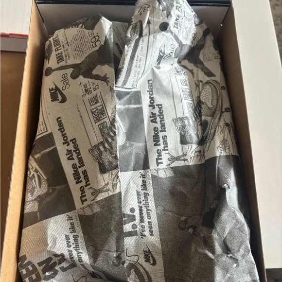 Nike Air Jordan Sneakers - Picture 7 of 9